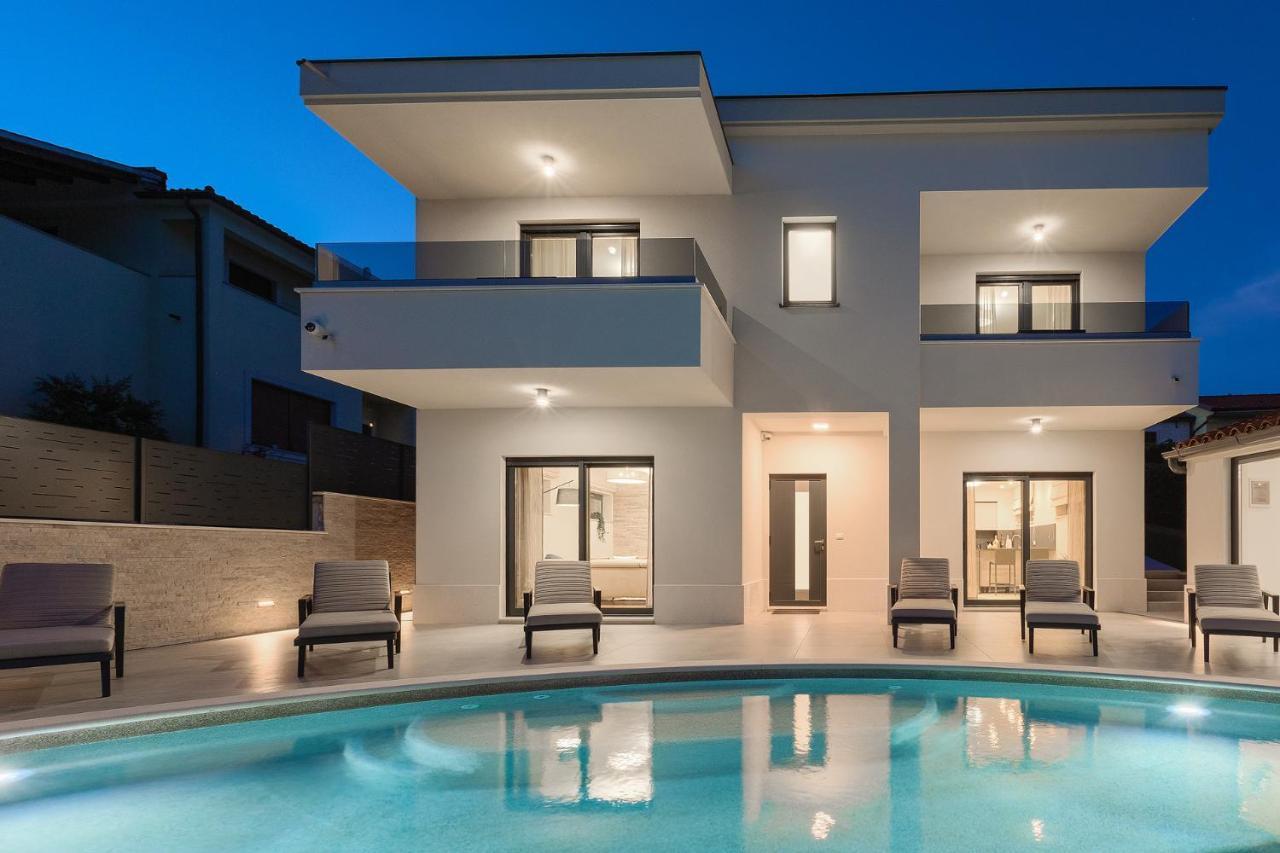 Villa Cascada Muntić Eksteriør billede