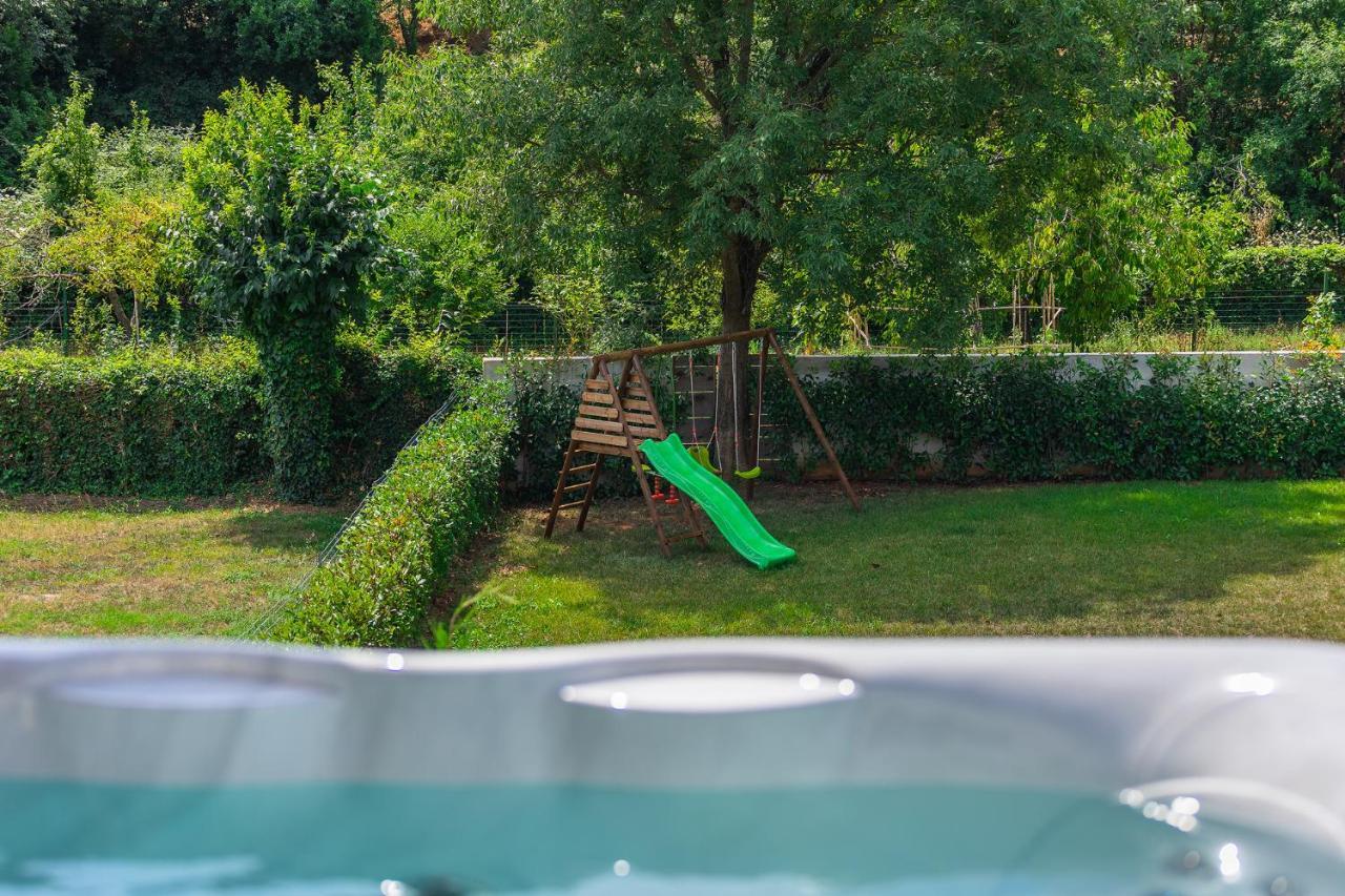 Villa Cascada Muntić Eksteriør billede